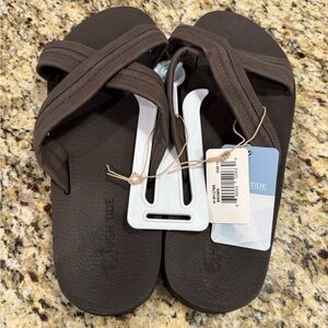 High Tide brown faux leather slipper on sandals Size 13